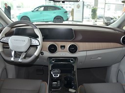 風(fēng)行游艇 中控圖片