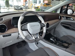 風(fēng)行游艇 中控圖片