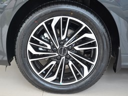 風(fēng)行游艇 汽車(chē)圖片