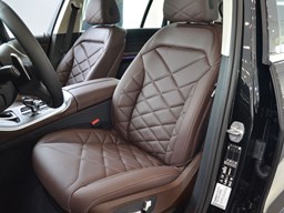 寶馬X5內(nèi)飾圖片