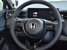 本田e：NS1 中控圖片