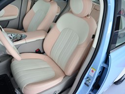 歐拉芭蕾貓 內(nèi)飾圖片