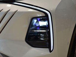 榮威鯨 汽車圖片