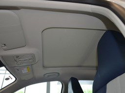 榮威鯨 內(nèi)飾圖片