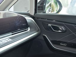 上汽MAXUSG90 內(nèi)飾圖片