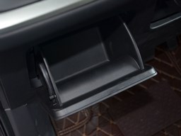 上汽MAXUSG90 內(nèi)飾圖片