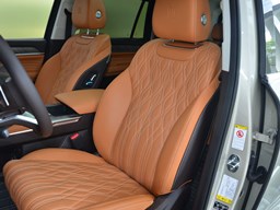 坦克500內(nèi)飾圖片