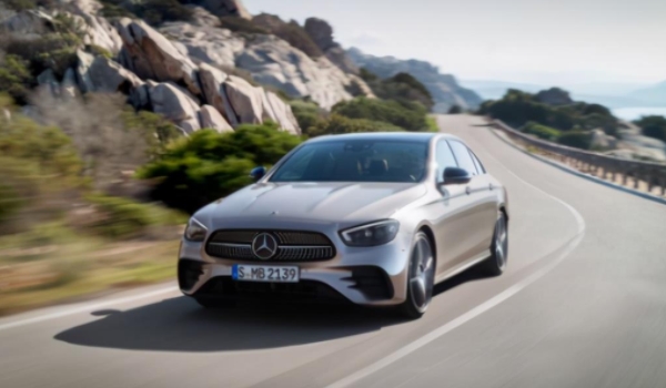 奔馳車(chē)型和價(jià)格及圖片 奔馳品牌旗下的5類(lèi)車(chē)型價(jià)格明細(xì)