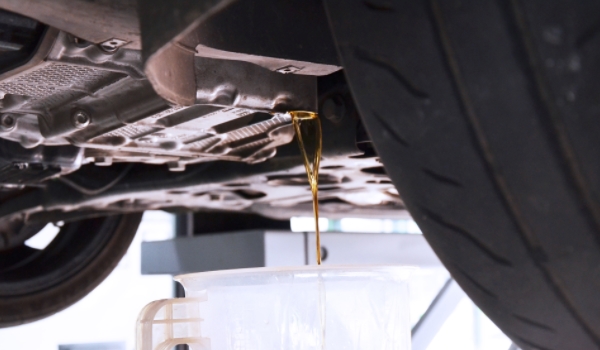 大眾雙離合變速箱油多久換 行駛?cè)昊蛘呤?萬公里進行更換