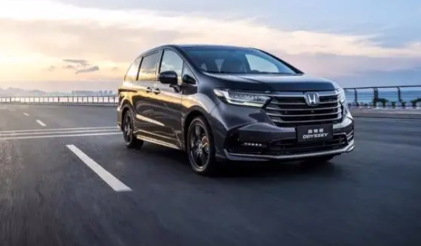 七座商務(wù)車有哪些 別克GL8、艾力紳、奧德賽三款7座車型值得購(gòu)買