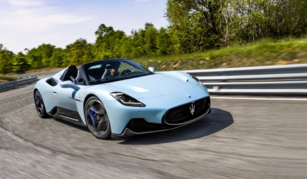 瑪莎拉蒂多少錢 6款車在售售價65.08萬到329.80萬之間