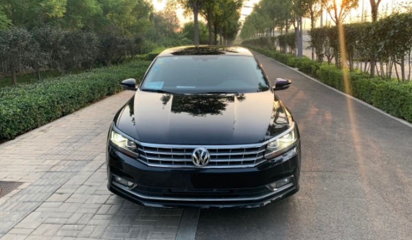 帕薩特和邁騰哪個好 帕薩特舒適度高、油耗低（百公里6.5升）