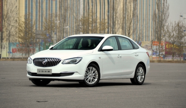 別克英朗怎么樣 油耗低、性能好（百公里油耗6L）