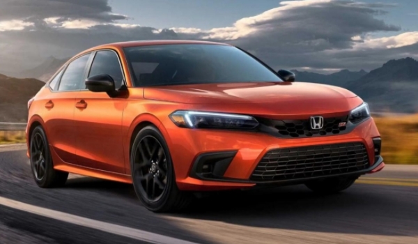 本田思域怎么樣 車身運(yùn)動(dòng)、內(nèi)部舒適度高、油耗低（日系車型）