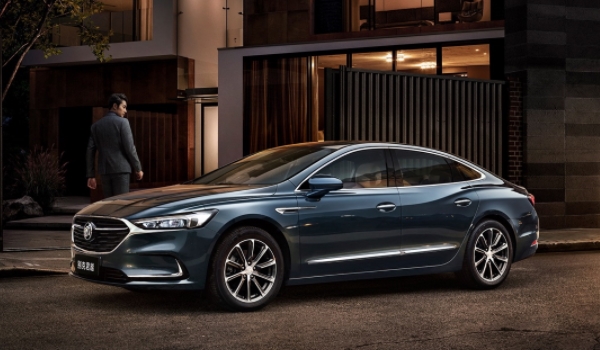 別克君越怎么樣 安全配置豐富、發(fā)動機動力充沛、車身外觀霸氣