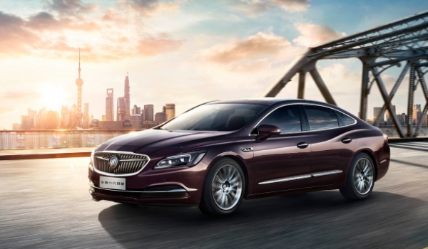 別克君越怎么樣 安全配置豐富、發(fā)動機動力充沛、車身外觀霸氣