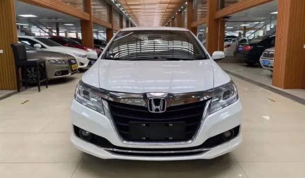 本田凌派怎么樣 節(jié)油效果好、空間舒適度高、加速效果很不錯(cuò)