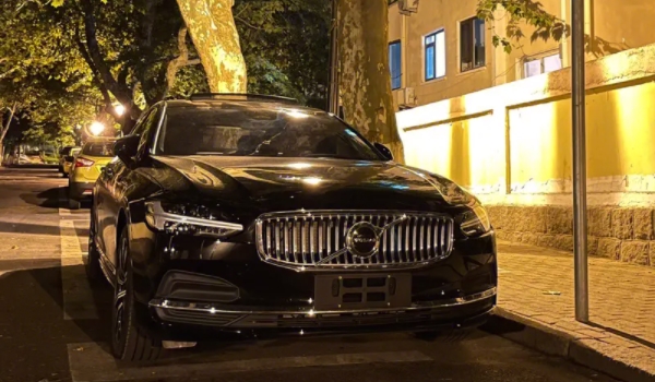 沃爾沃s90怎么樣 安全性好、動力強、油耗低、顏值高（2.0渦輪增壓）