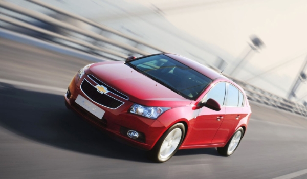 雪佛蘭科魯茲怎么樣 駕駛性能好、車輛配置豐富（目前已停產(chǎn)）