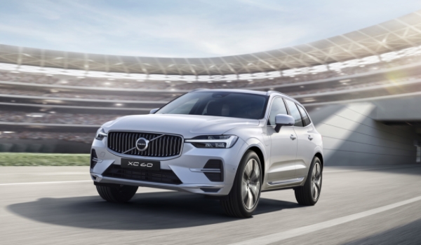 沃爾沃xc60怎么樣 加速動(dòng)力強(qiáng)、車身油耗低、車內(nèi)空間效果好