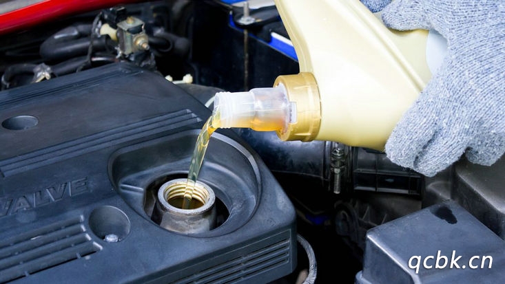 新車磨合期多少公里換機油