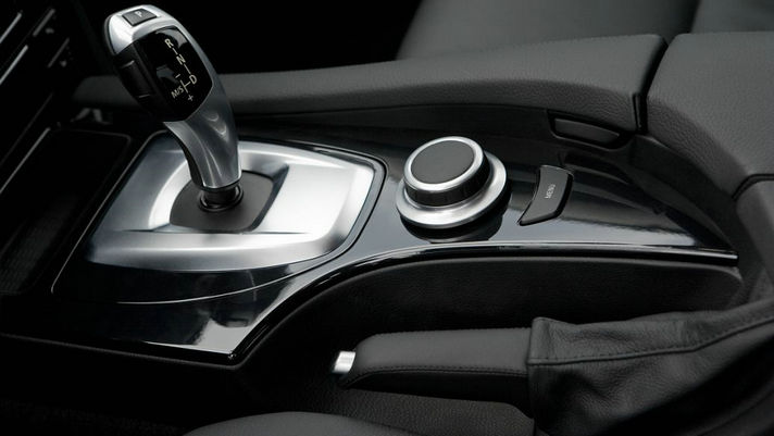 自動(dòng)擋開(kāi)車步驟先后順序