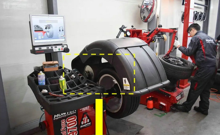 車(chē)子跑偏做四輪定位還是動(dòng)平衡