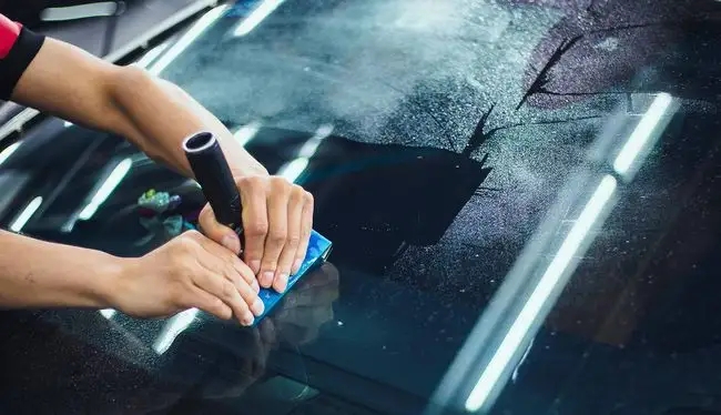 玻璃花了怎么修復