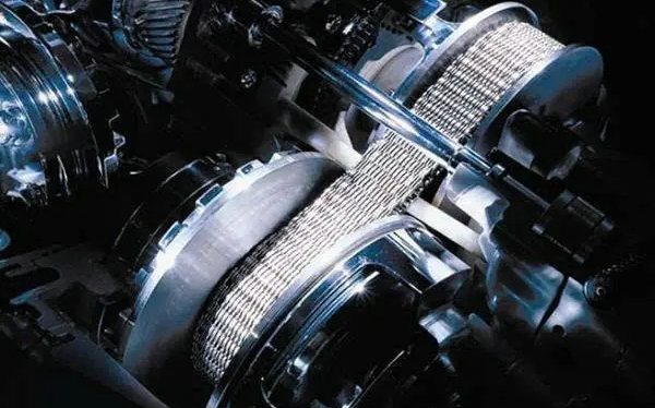 無(wú)級(jí)變速和手自一體的區(qū)別