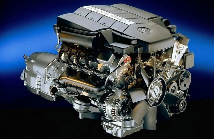 發(fā)動(dòng)機(jī)飛輪殼在哪里 起到什么作用