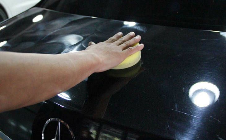 拋光打蠟?zāi)苋サ魟澓蹎?></i>
          <h3>拋光打蠟?zāi)苋サ魟澓蹎?/h3>
          <span>美容</span>
          <p class=