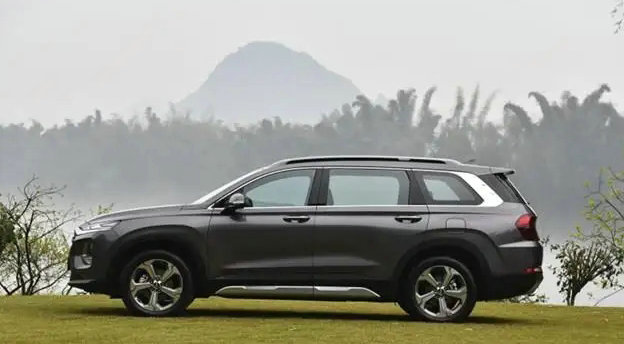 現(xiàn)代新勝達2.7發(fā)動機號在哪里