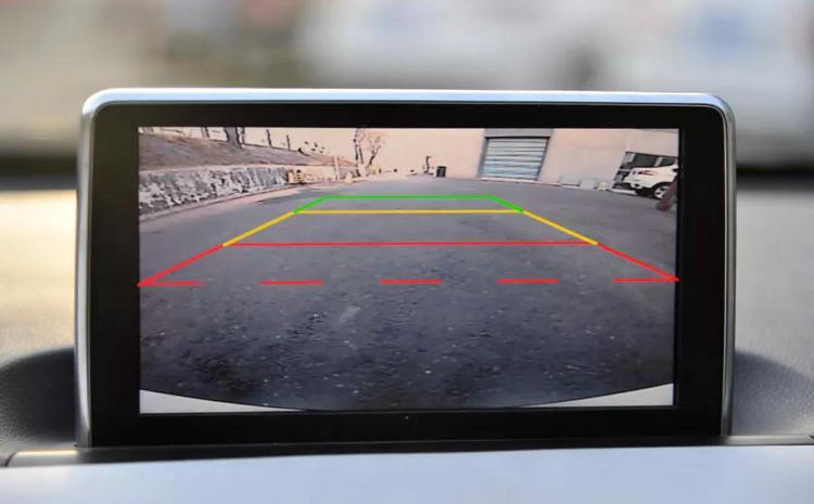 倒車(chē)影像輔助線怎么看距離