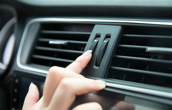 汽車(chē)空調(diào)清潔劑有沒(méi)有用