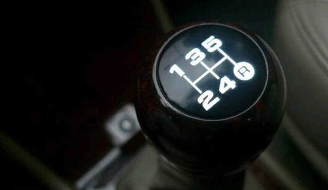 手動(dòng)擋汽車(chē)檔位對(duì)應(yīng)的速度范圍是多少