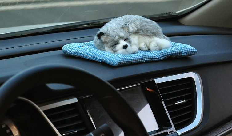 汽車(chē)買(mǎi)好幾年了異味還很重是甲醛嗎