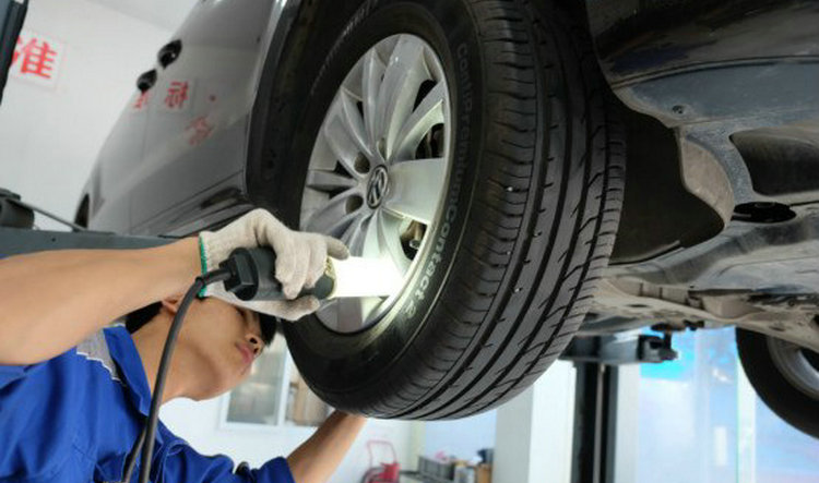 汽車前后輪胎可以對調(diào)嗎