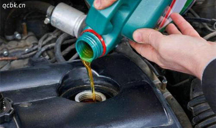 汽車跑多少公里換機油