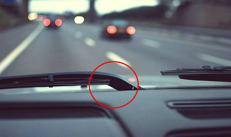 雨刮器結(jié)點位置在哪里