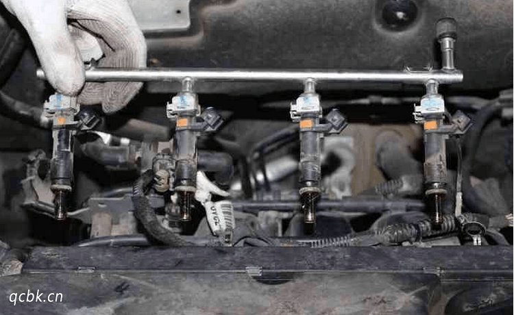 汽車噴油嘴壞了汽車會出現(xiàn)什么癥狀