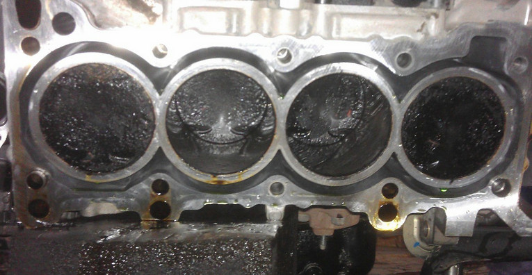 積碳對(duì)發(fā)動(dòng)機(jī)的危害有哪些