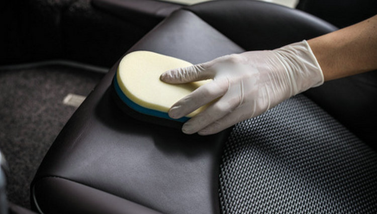汽車(chē)座椅保養(yǎng)用什么