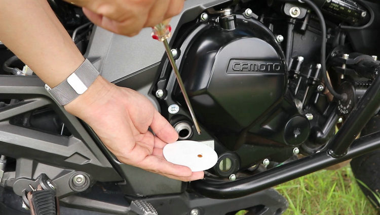 摩托車(chē)機(jī)油多久換一次