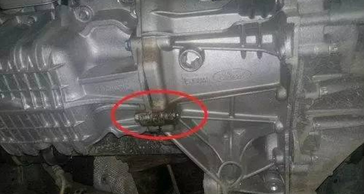 ?？怂孤C(jī)油是真的嗎 新?？怂孤┯驮趺崔k