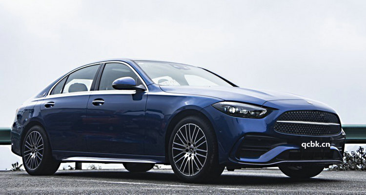 新手開(kāi)車總感覺(jué)右邊車很貼近怎么回事