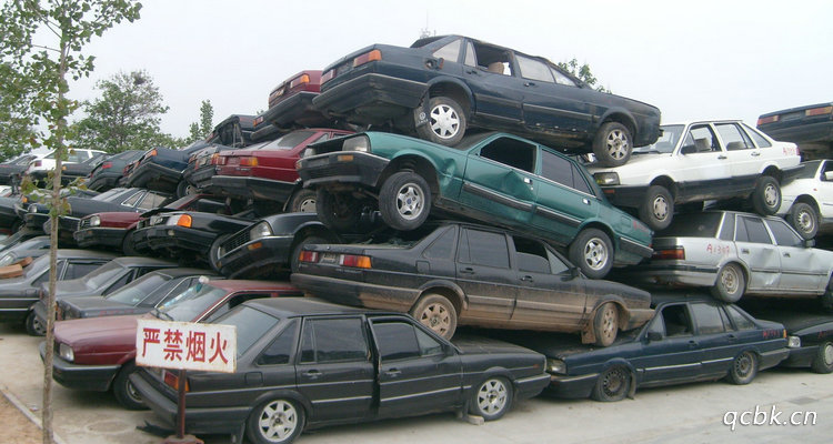 超過15年車齡的機動車一年一審嗎