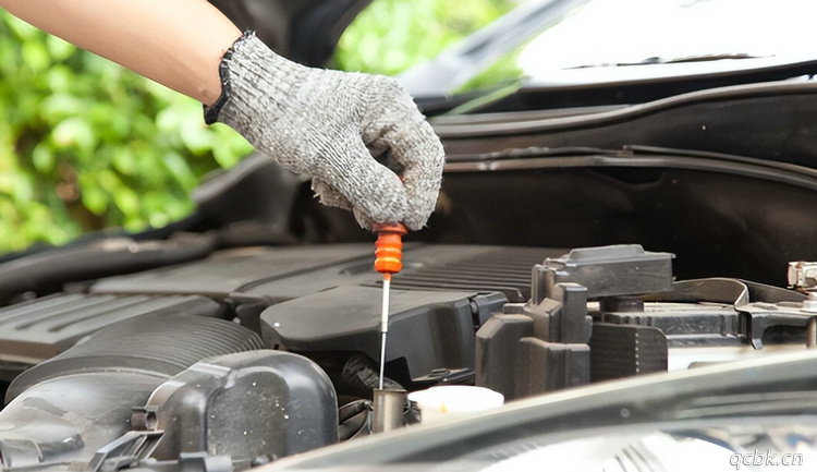 換機油是不是就相當(dāng)于保養(yǎng)了