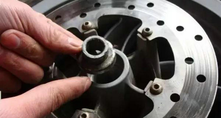 汽車(chē)輪胎軸承壞了有什么表現(xiàn)