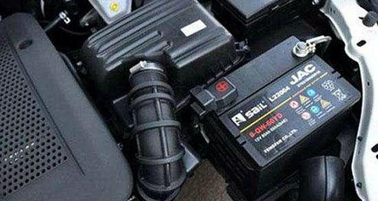 汽車電瓶長(zhǎng)時(shí)間沒電會(huì)怎樣