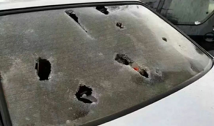 天窗被冰雹砸了保險(xiǎn)能賠嗎